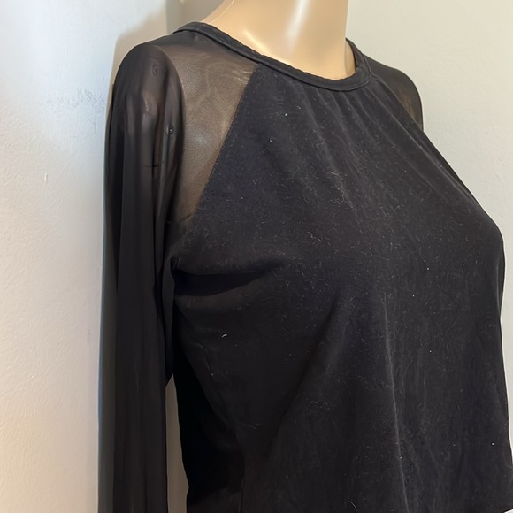 Top - Picture 2 of 3